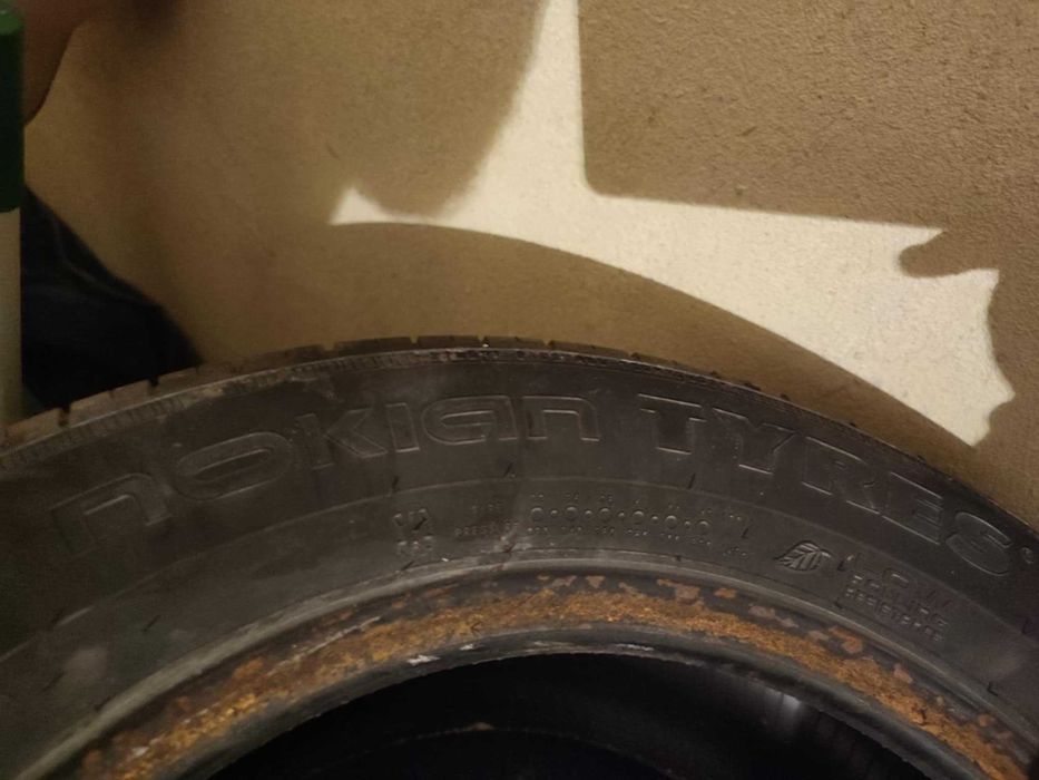 Летни Гуми Nokian Wetproof 195/60/15