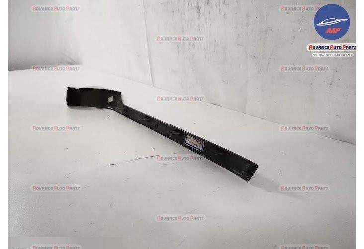 Обшивка Задна Броня Ляво оригинал Вог Ланд Роувър / Land Rover Рейндж