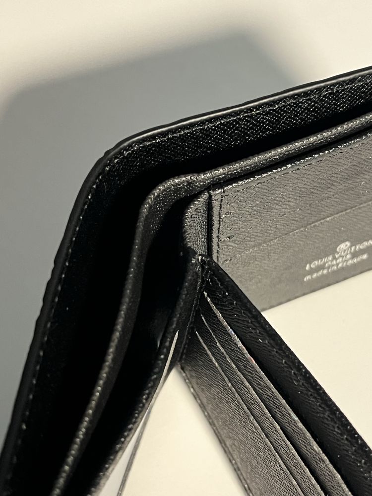 Portofel Louis Vuitton negru