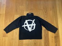 Яке Vetements модел Anarchy