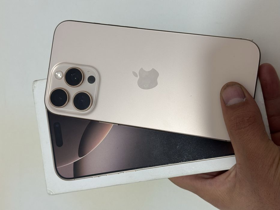 iPhone 16 Pro Max Desert