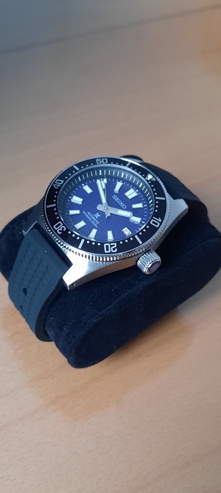 Нов механичен Seiko