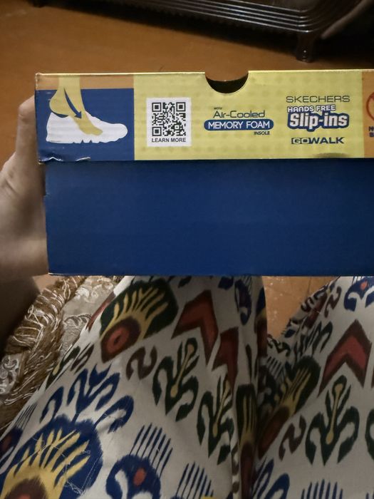 Skechers женская обувь.
