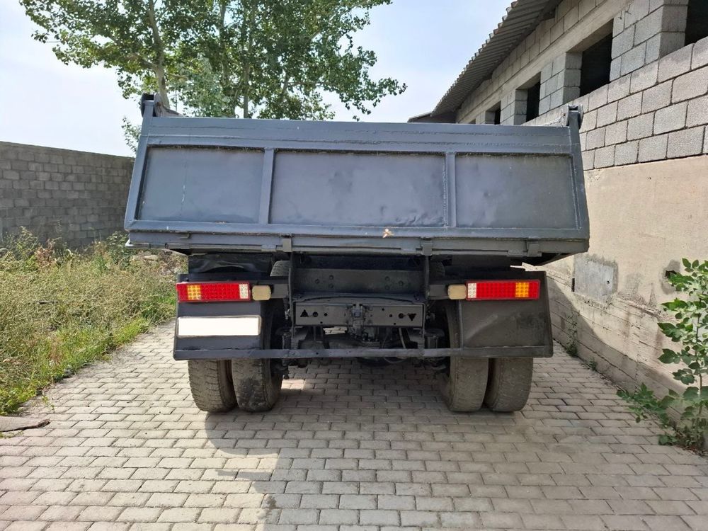 Kamaz moshina sotiladi