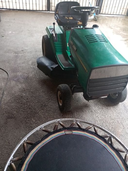 Tractoras de tuns gazon