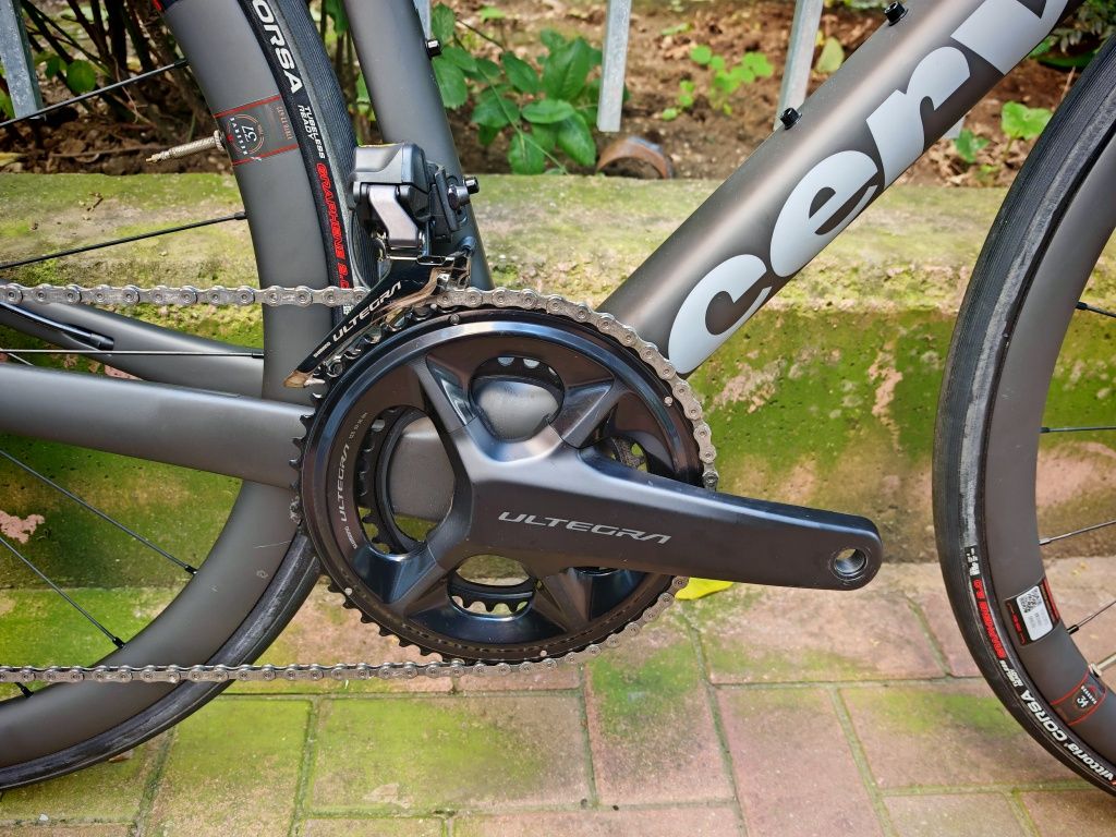 Bicicleta cursiera carbon Cervelo R5 Di2 12V M/54 noua model 2025