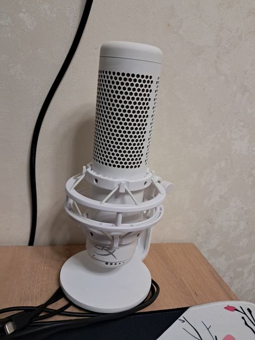 Наушник hyperx quadcast s