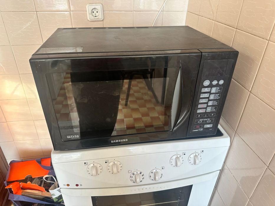 Микровълнова Samsung