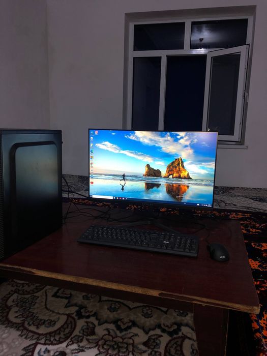 Srochna kampyuter sotiladi yap yangi terilgan