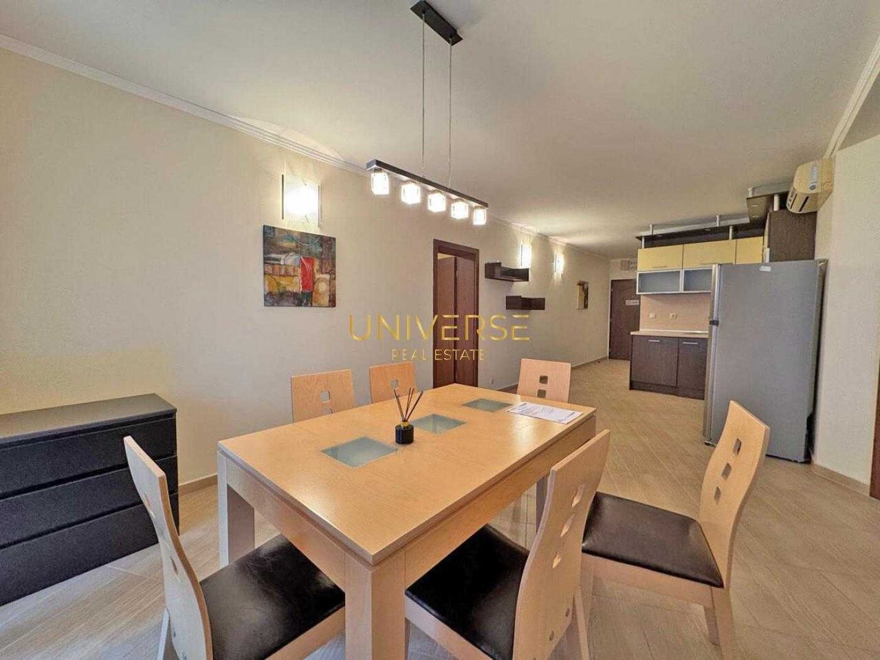 Продава се Четиристаен апартамент в Поморие - 203 кв.м за 1010 €/кв.м - Снимка #2