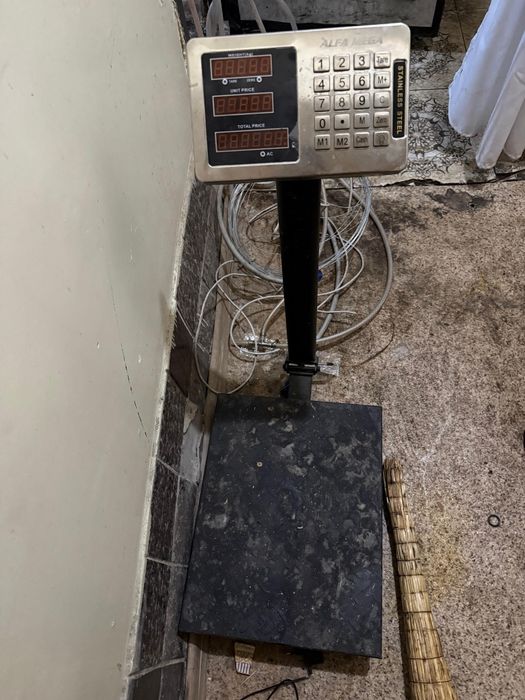 Продаются весы, срочно