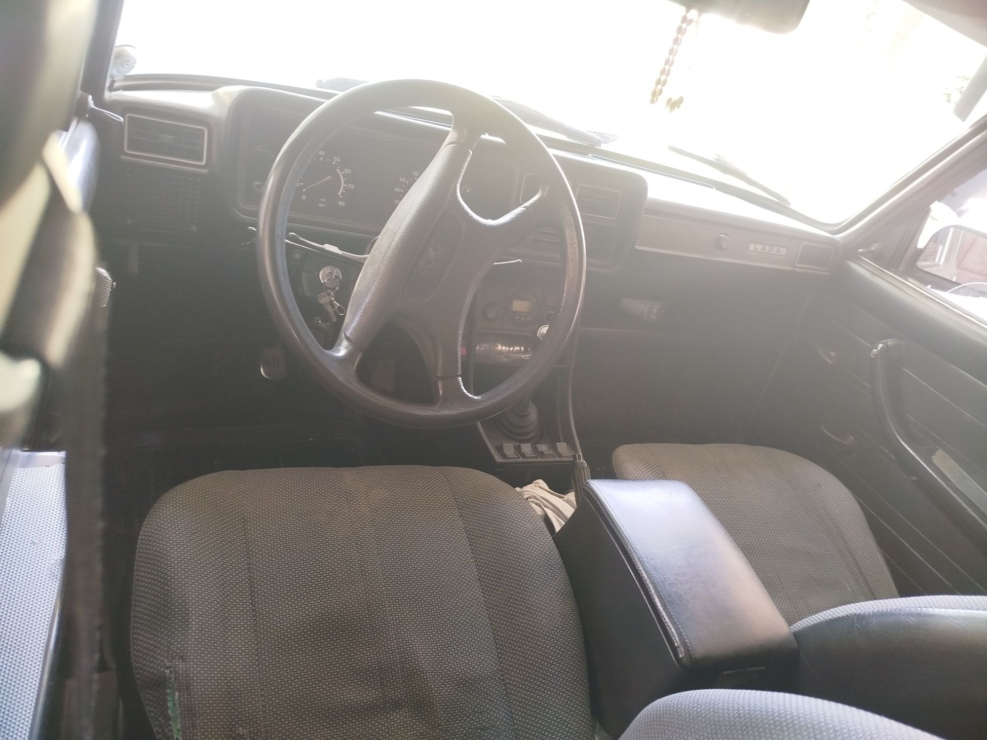 Vaz 2104 sotiladi