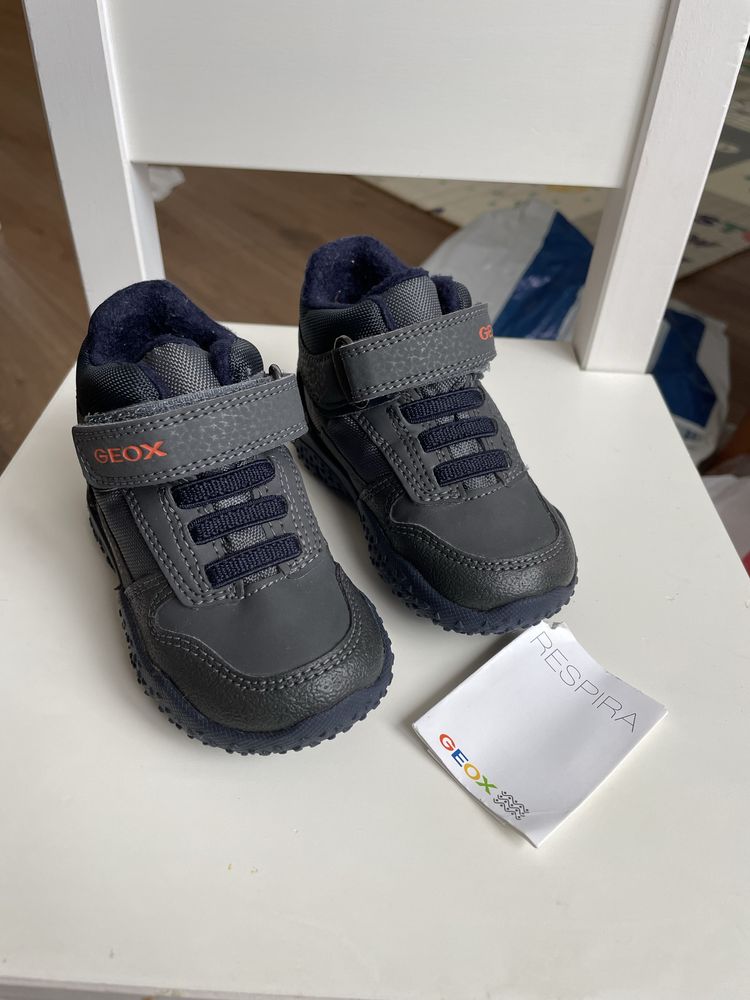 Зимни бебешки боти Geox
