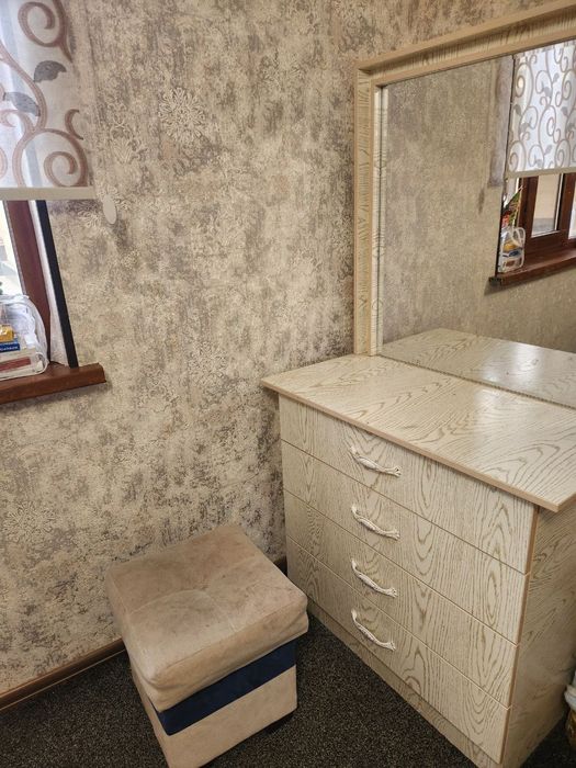 Мебеллар комплект сотилади, срочно