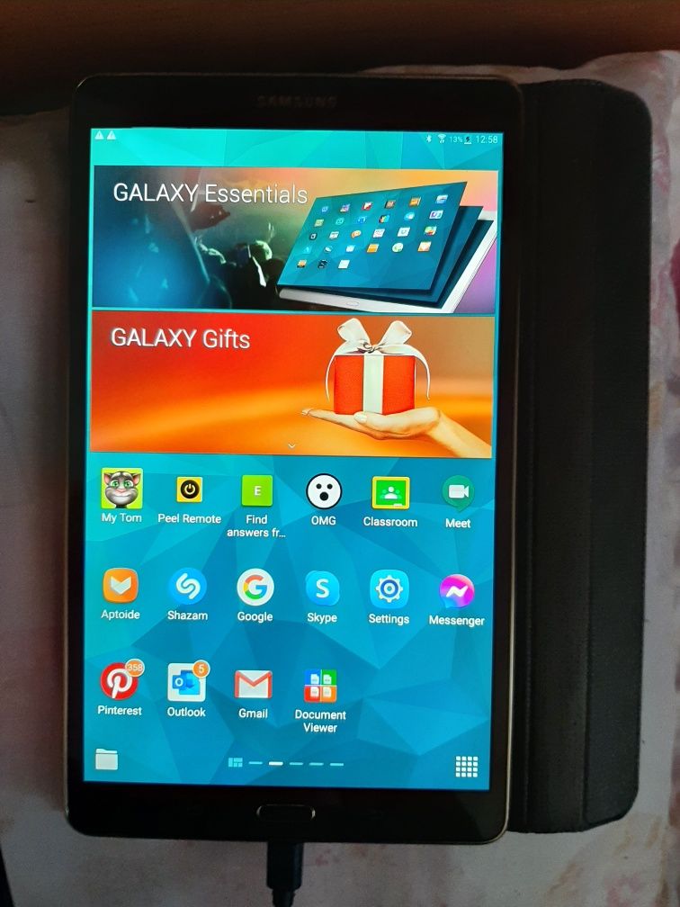 Tablet САМСУНГ SM T700 с облекло, 8,4"