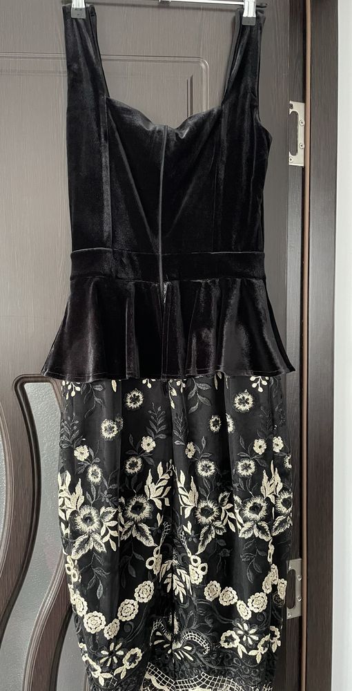 Rochie Fofy midi neagra cu dantela