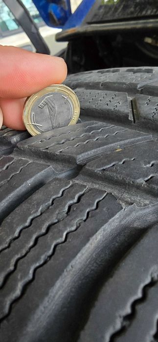 Зимни гуми  TOYO 215/55 R17