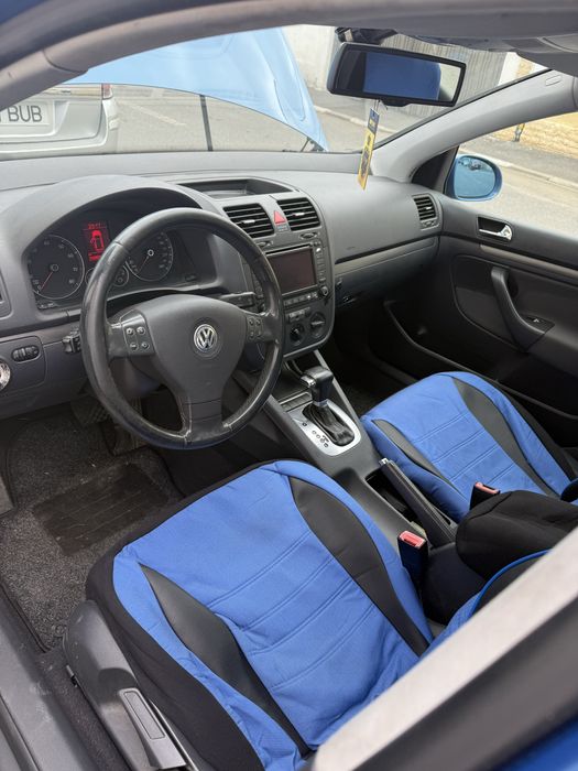 Volkswagen Golf 5 automat 1.6 Benzina