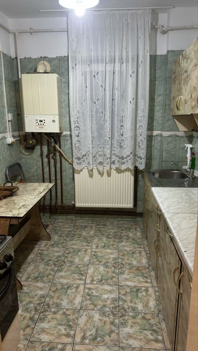 Inchiriere apartament 2 camere semidecomandat