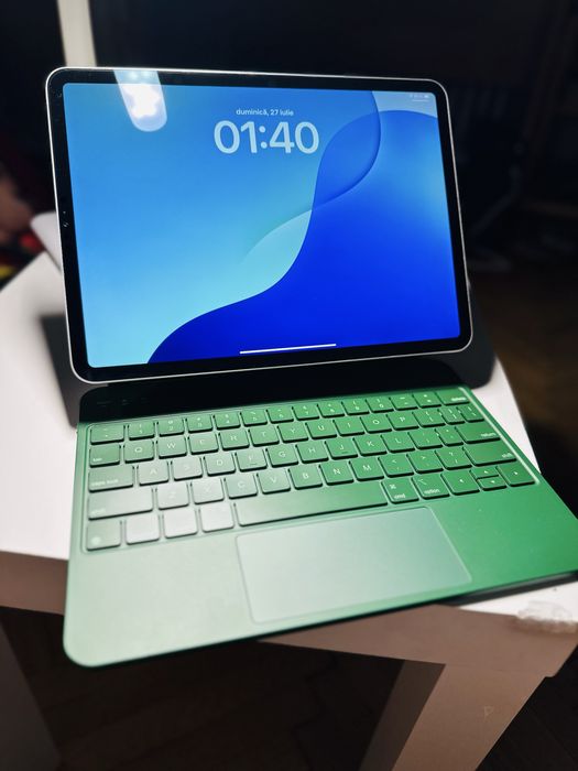 iPad Pro 11” (Gen 3) M1 128 GB, Wi-Fi + 5G bat 92%