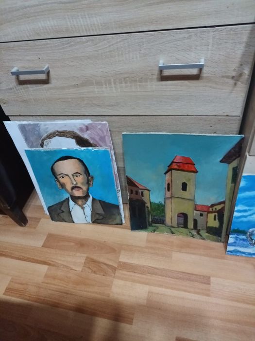 Vând tablouri diverse