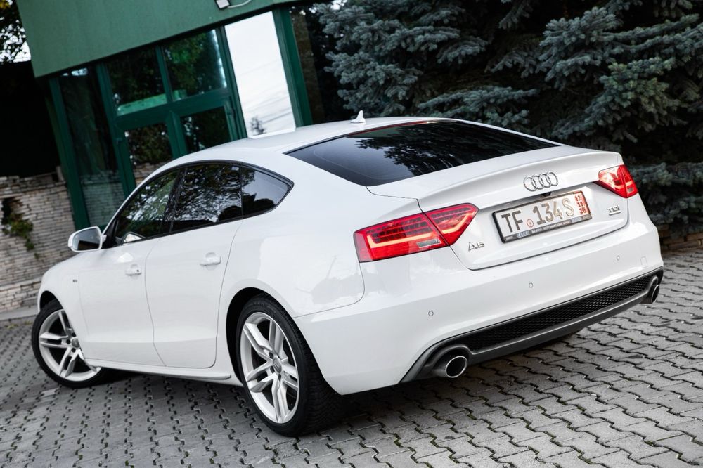 Audi a 5 /Full S-line/ quattro 3.0 diesel 245 CP/distronic
