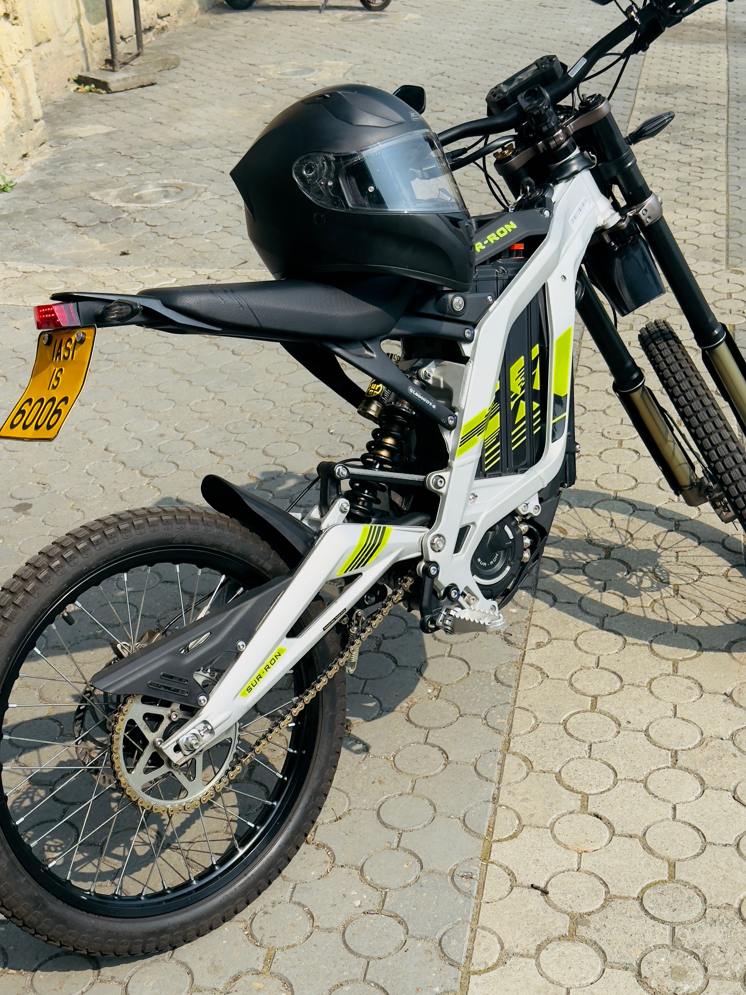 Surron Light Bee L1E X 2022