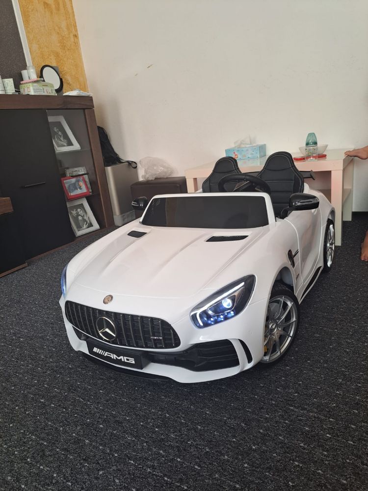 Masinuta electrica mercedes benz cu 2 locuri