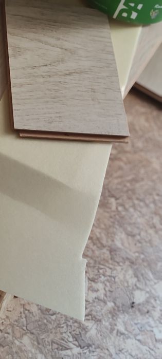 Продам ламинат б/у