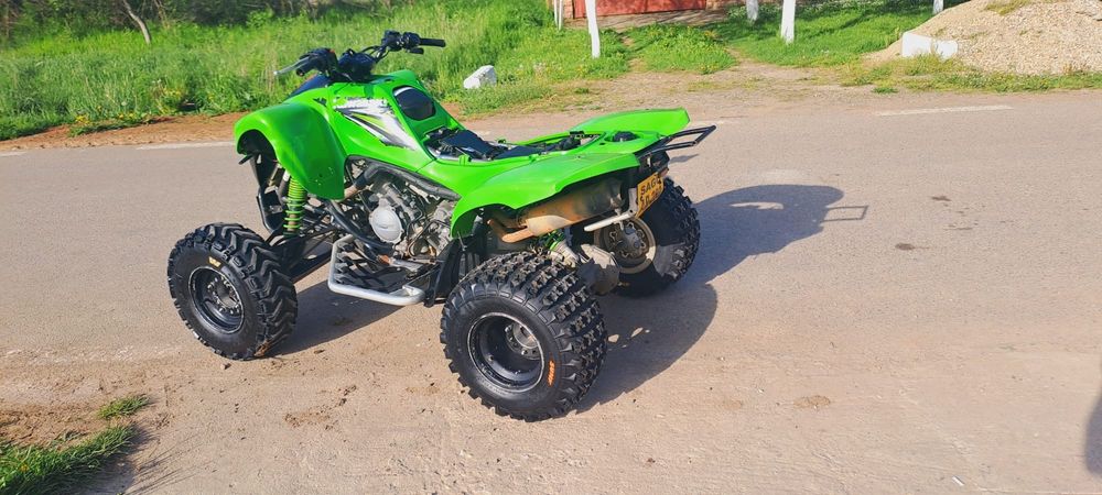 Vând Atv quad Kawasaki KFX 700