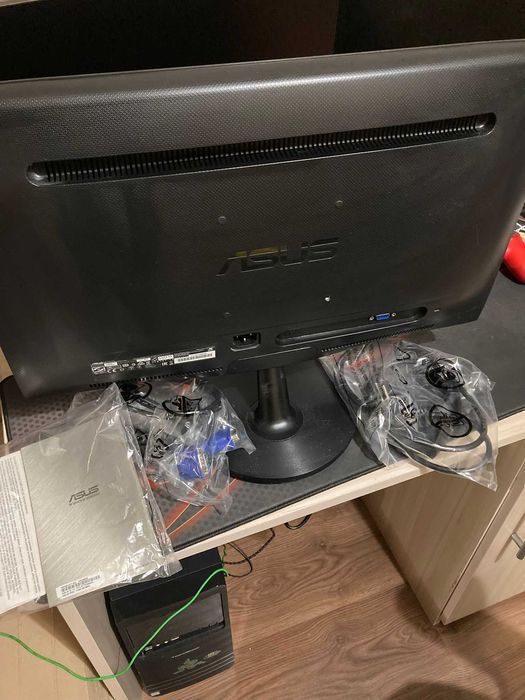 Монитор - ASUS VS228 LCD