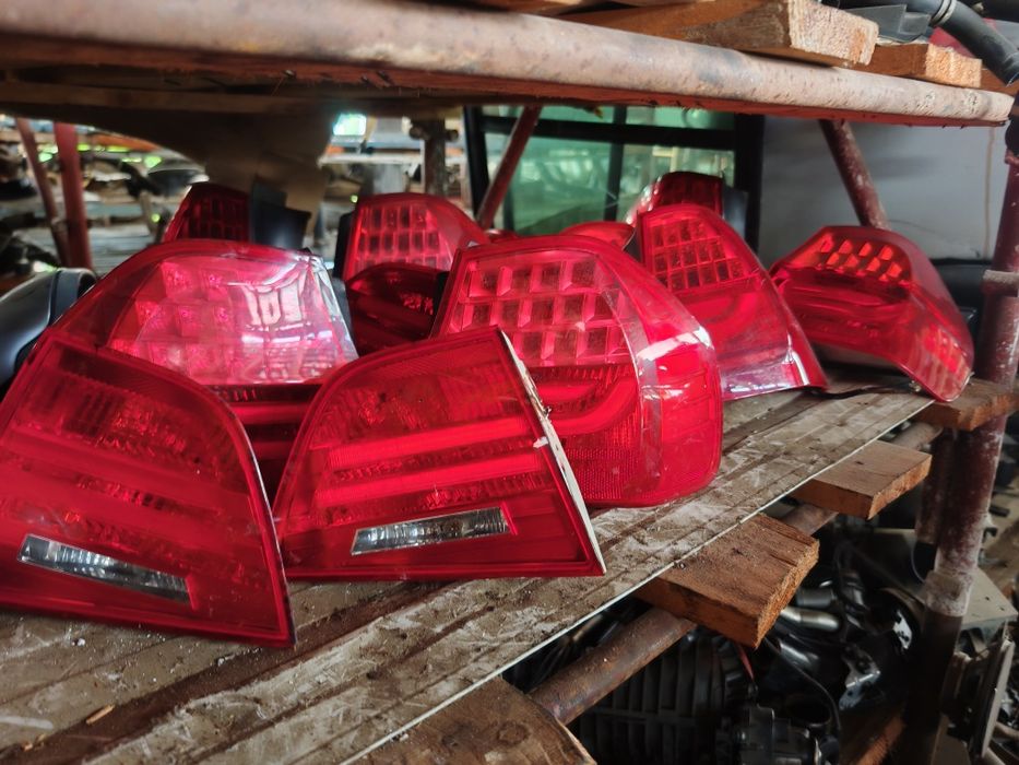 Lampa spate capota fata trager aripa bara BMW e90