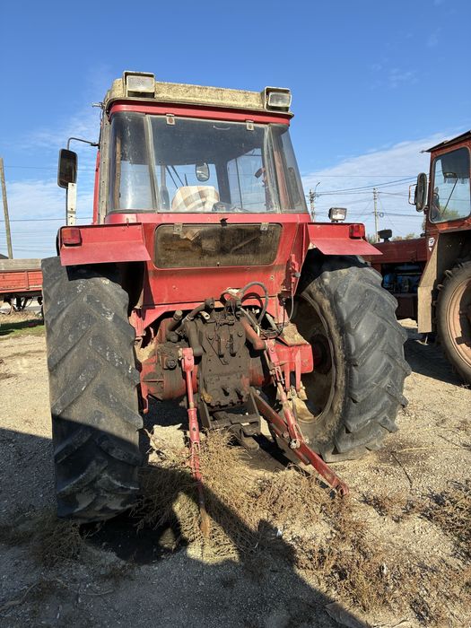 Tractor international 90cp motor in 6 cilindri