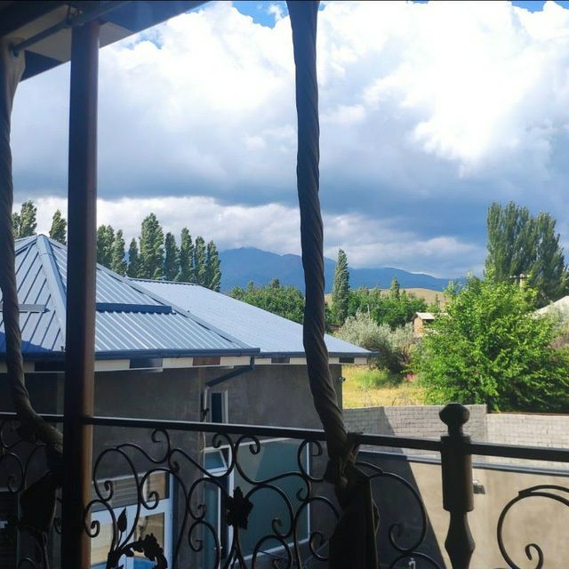 Dacha oqtash yon bagrida