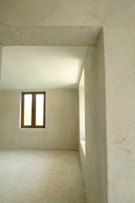Продава се Къща в Карнобат - 381 кв.м за 124 €/кв.м - Снимка #4