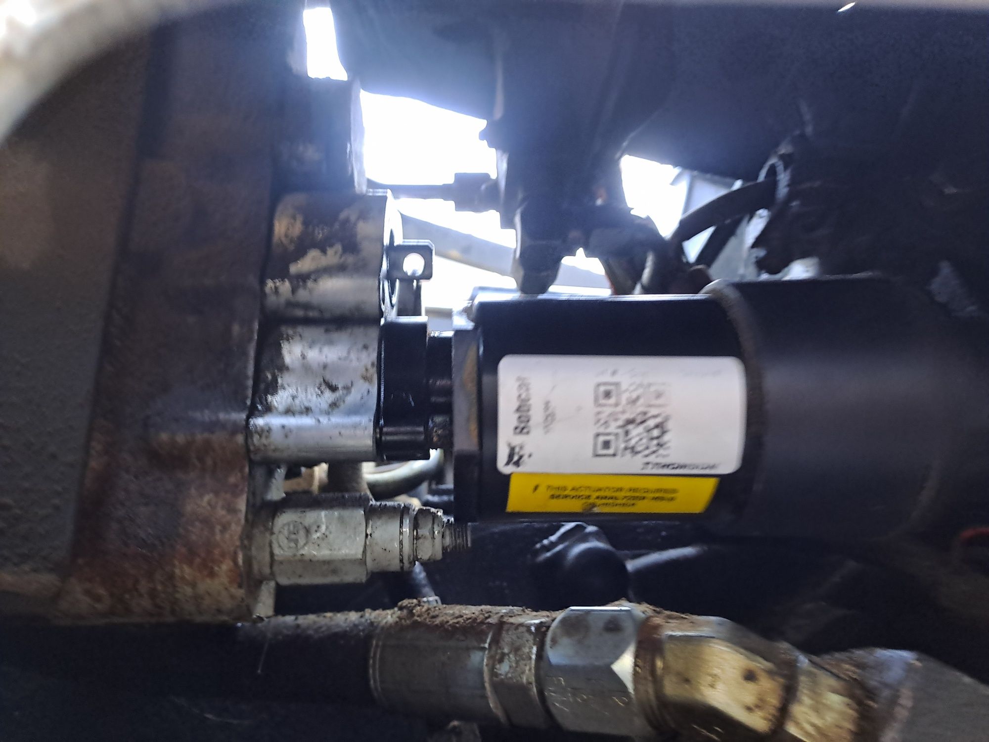 Reparatii actuatoare bobcat