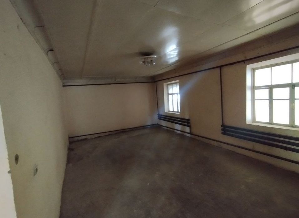 Uy sotiladi Tashkent viloyati orta chirchiq