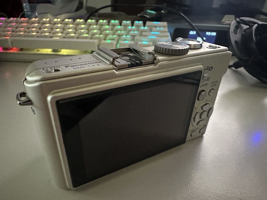 Panasonic Leica LX-3(rar)