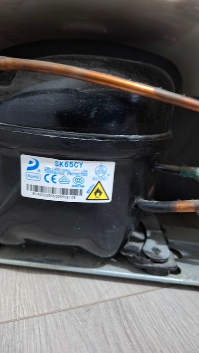 Хладилник 160/55/55 Отличен