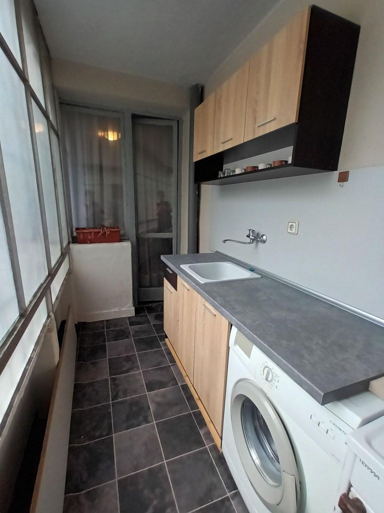 Дава се под наем Двустаен апартамент в Пловдив, Център - 60 кв.м за 410 € - Снимка #9