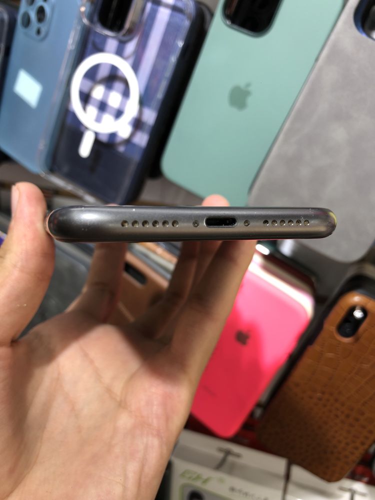 iPhone 11 64Gb ideal