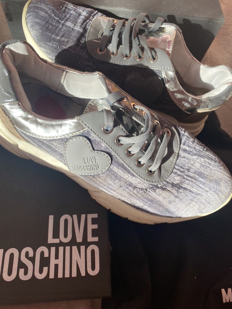 Love moschino sneakers маратонки оригинални