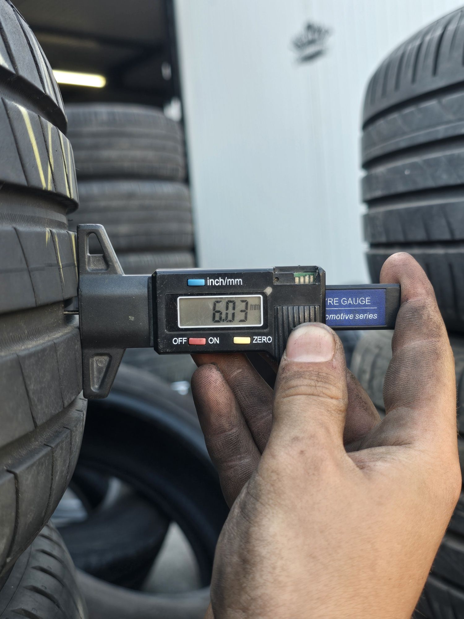 4 Броя 195/55/16 Michelin 2x6,8mm 19dot 2x6mm 23dot