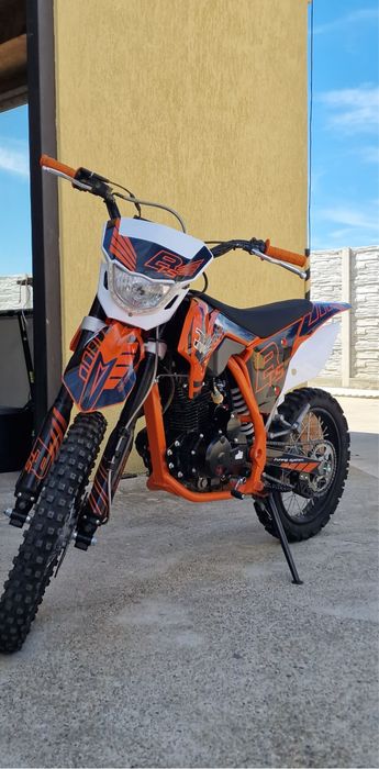 Cross 150cc barton