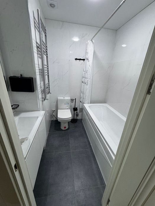 Трех комнатная квартира на Алайском