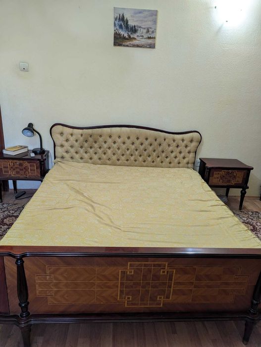 Mobila dormitor de lux din 1985 stare foarte buna