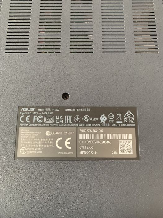 CA NOU : Asus VivoBook i7-1260P 16Gb Ram / R1502ZA-BQ1007