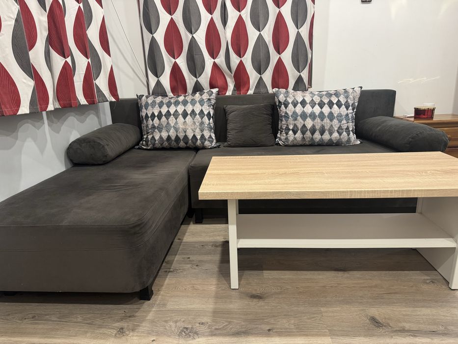 Диван разтегателен с маса