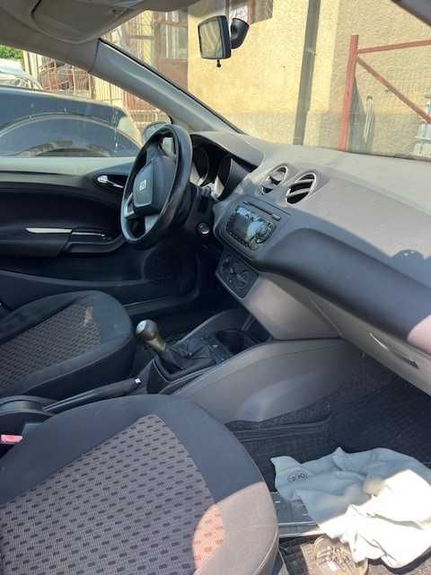 Dezmembrez Ibiza hatchback 2010,1.4 tdi 59kw,BMS,cutie JDD, alba LB9A.