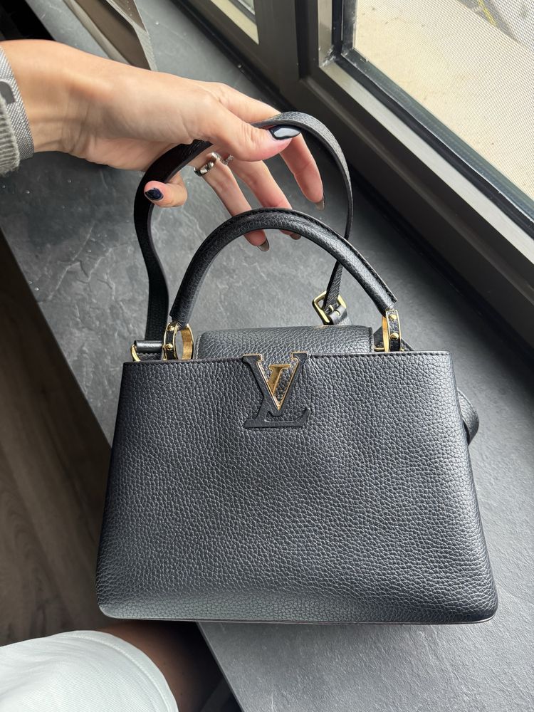 Geanta Louis Vuitton Capucines